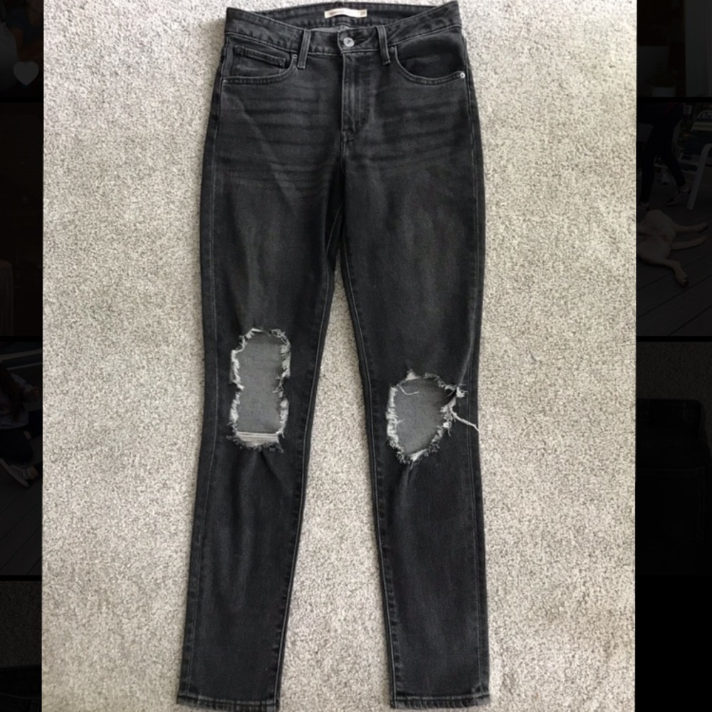 Levi’s 721 High-Rise Skinny Jeans
